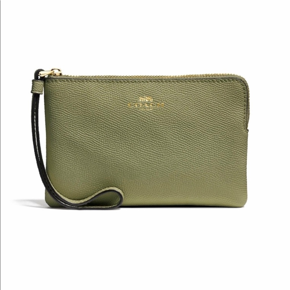 Coach Corner Zip Wristlet - Light Clover